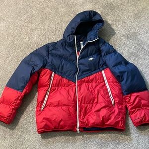 Nike Windrunner storm fit prima loft XL